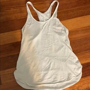 Lululemon white tank top || size 4